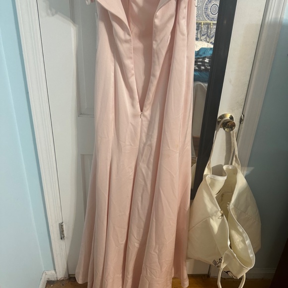 Off the shoulder mermaid dress - Picture 3 of 3